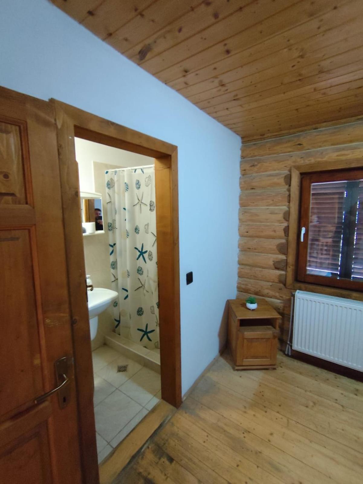 Veresko Villa Lacu Rosu Eksteriør bilde